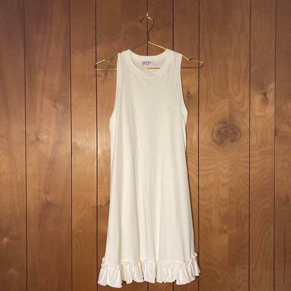 Dazey LA off-white dress. Never worn.